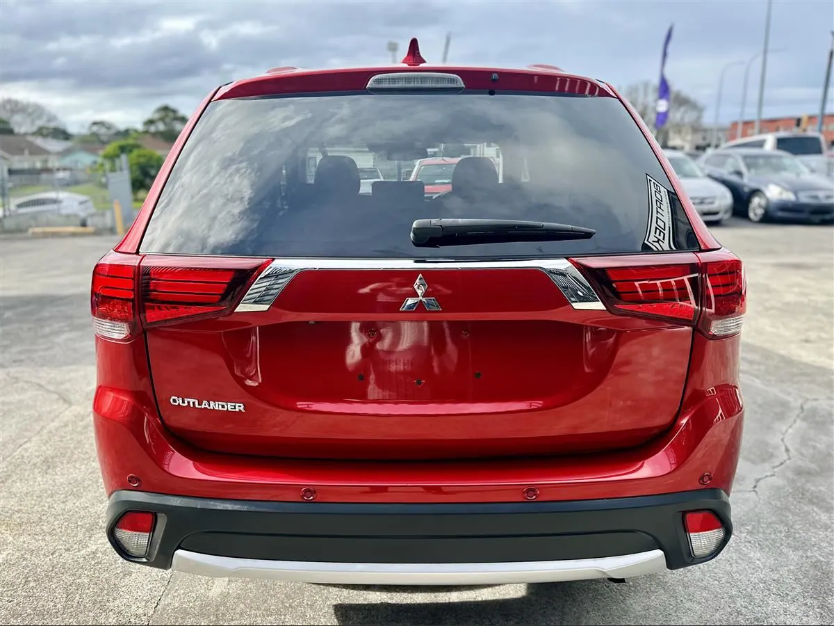 2017 Mitsubishi Outlander for Sale in Kenya by Best Cars for Sale in Kenya Ltd.