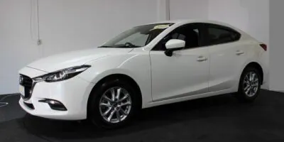 2018 white Mazda Axela hybrid