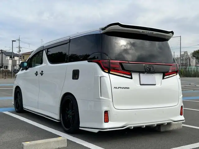 2018 TOYOTA ALPHARD for Sale by Best Cars for Sale in Kenya Ltd.