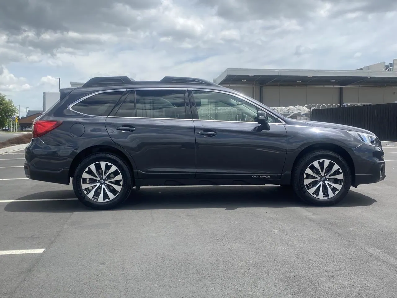 2019 Subaru Outback PREMIUM 4WD for Sale in Kenya by Best Cars for Sale in Kenya Ltd.