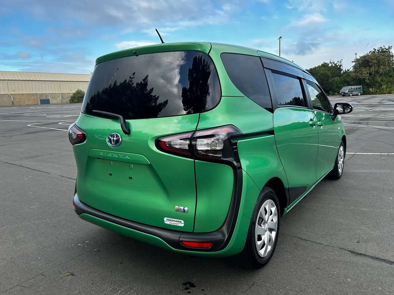 2017 Toyota Sienta Hybrid G for Sale in Kenya by Best Cars for Sale in Kenya Ltd.