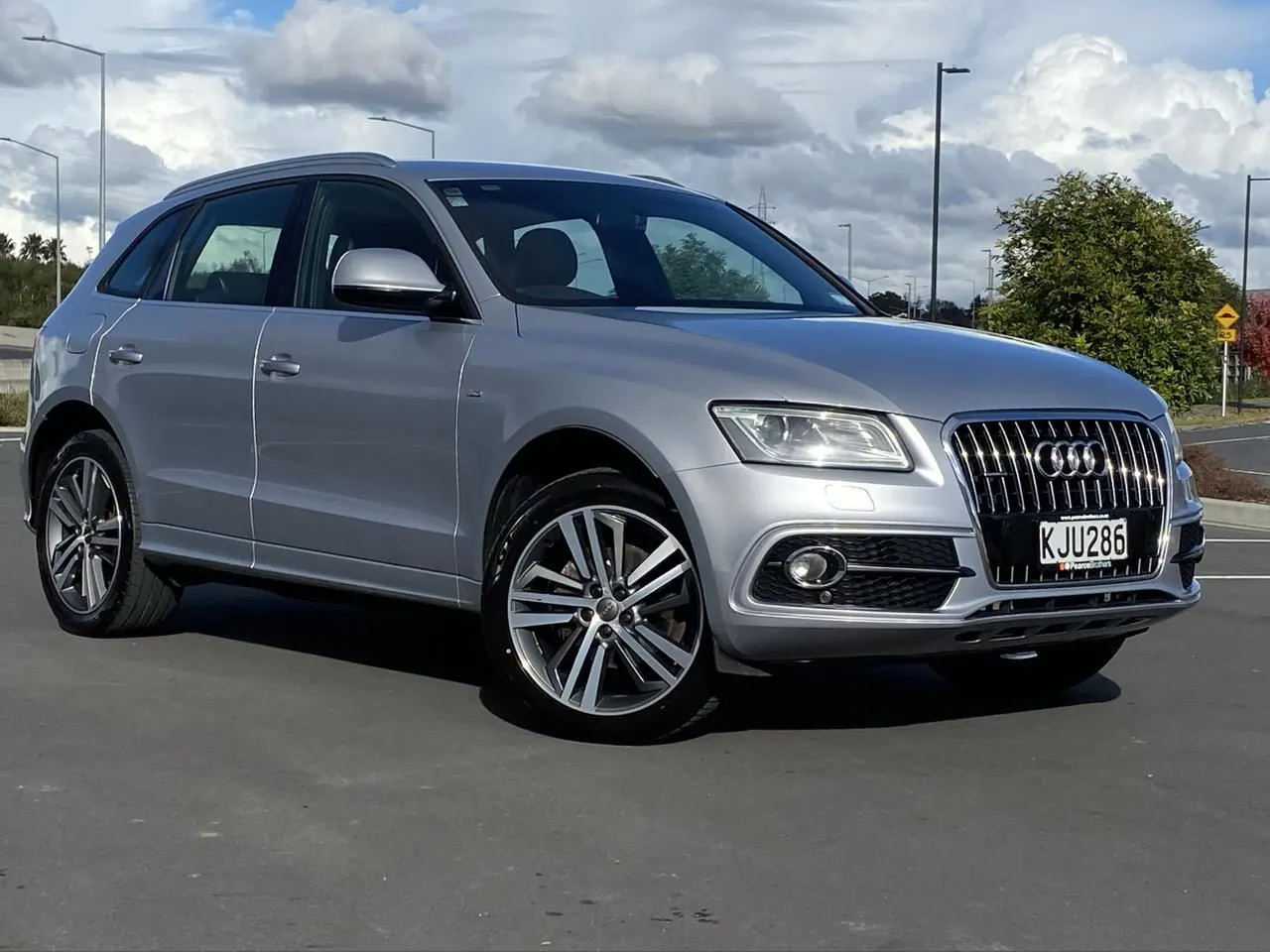 2017 Audi Q5 2.0T QUATTRO S-LINE for Sale in Kenya by Best Cars for Sale in Kenya Ltd.