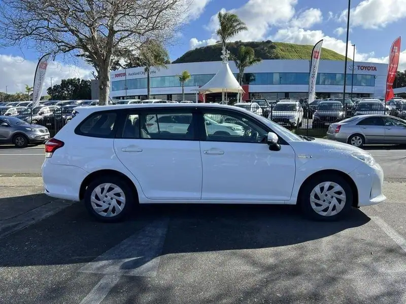 2017 Toyota Corolla FIELDER HYBRID for Sale in Kenya by Best Cars for Sale in Kenya Ltd.