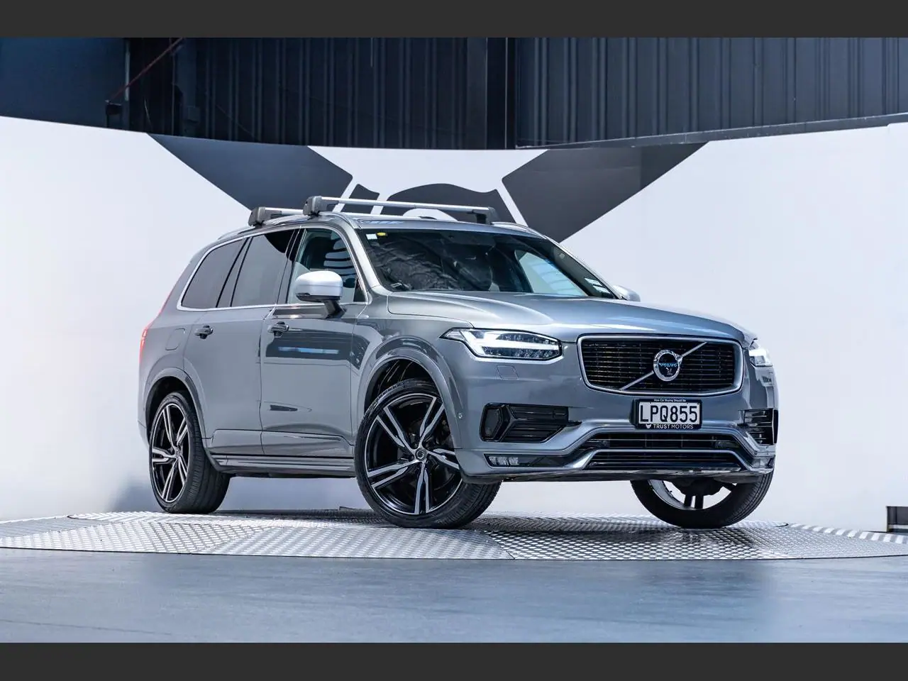 2018 Volvo XC90 2.0 D5 R-DESIGN PRO AWD for Sale in Kenya by Best Cars for Sale in Kenya Ltd.