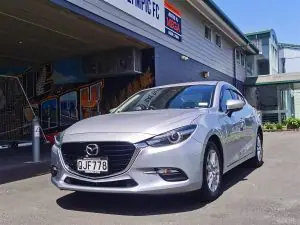 2018 Mazda Axela hybrid