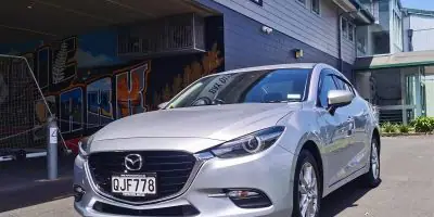 2018 Mazda Axela hybrid