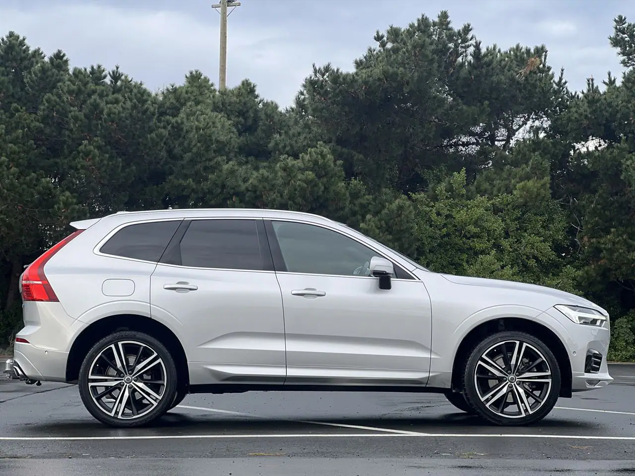 2018 Volvo XC60 (T6 Awd) for Sale in Kenya by Best Cars for Sale in Kenya Ltd.