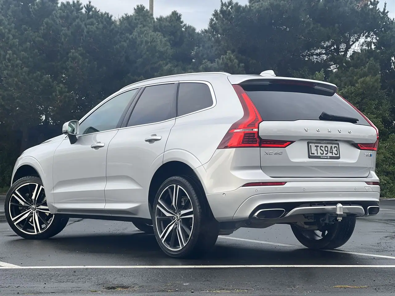 2018 Volvo XC60 (T6 Awd) for Sale in Kenya by Best Cars for Sale in Kenya Ltd.