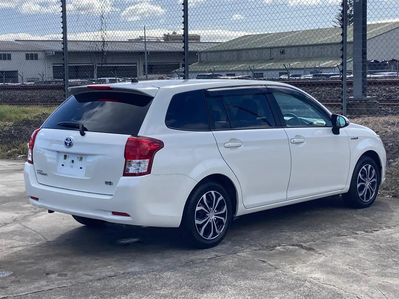 2018 Toyota Corolla Fielder 1.5G Hybrid for Sale by Best Cars or Sale in Kenya Ltd.