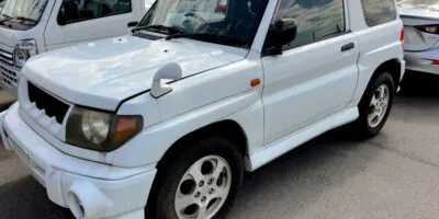 1998 White Mitsubishi Pajero IO