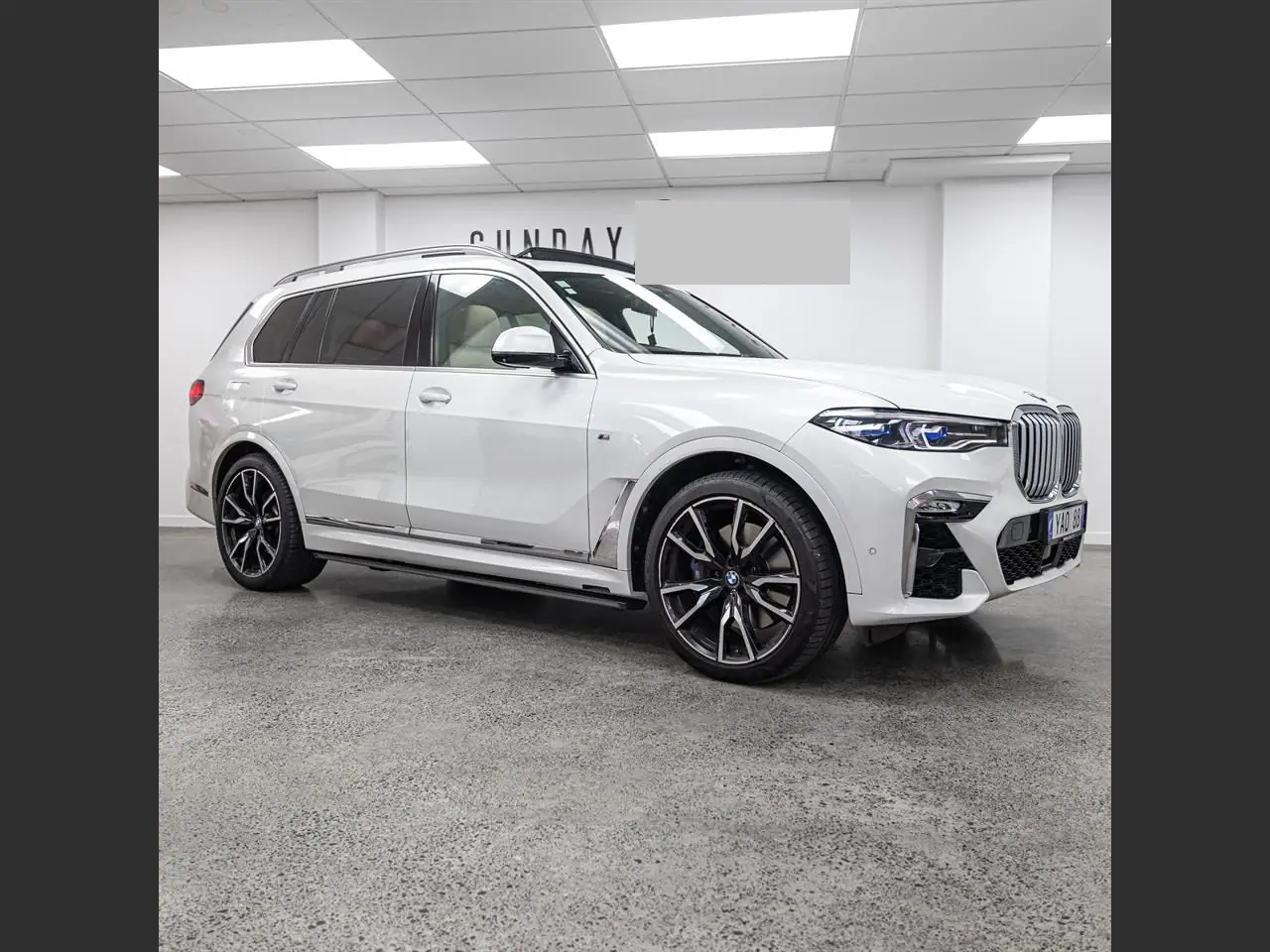 2019 BMW X7