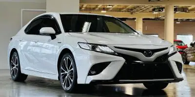 2019 Toyota Camry Hybrid WS