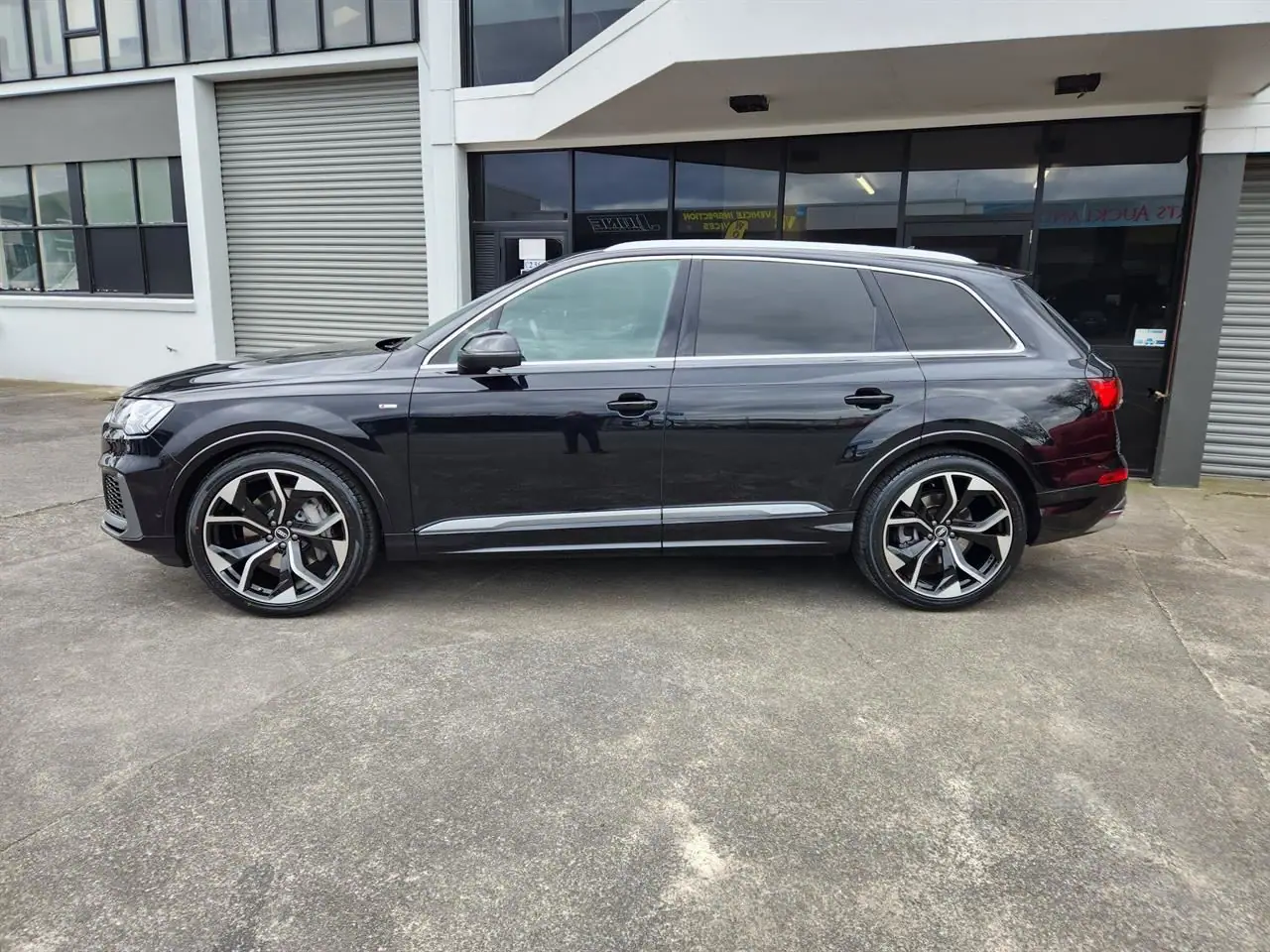 2021 Audi Q7 (55 TFSI ) for Sale in Kenya by Best Cars for Sale in Kenya Ltd