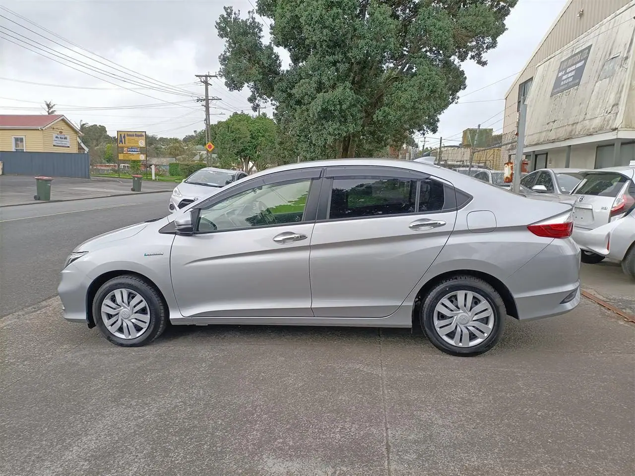 2018 Honda Grace for Sale in Kenya by Best Cars for Sale in Kenya ltd.