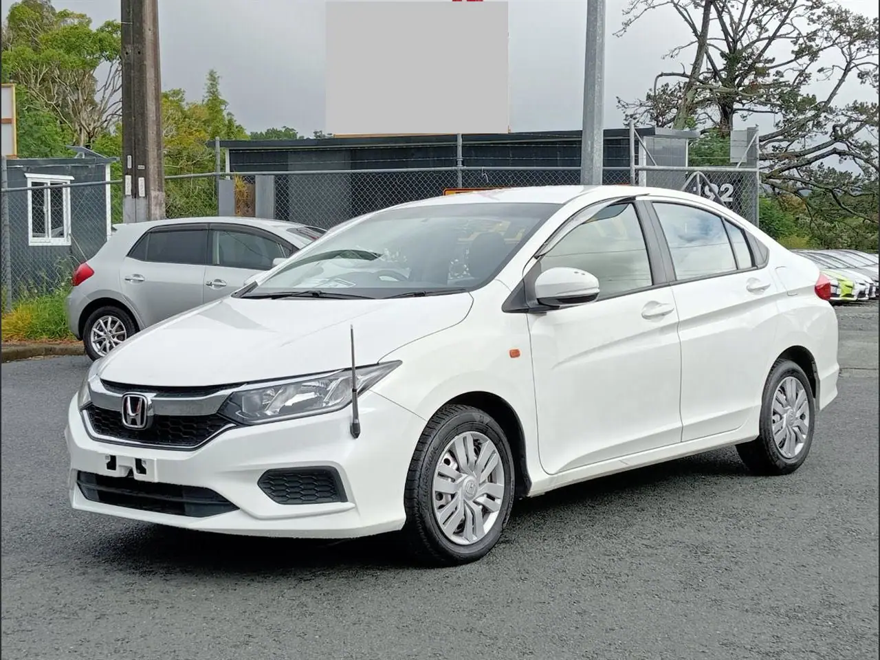 2018 Honda Grace for Sale in Kenya by Best Cars for Sale in Kenya ltd.