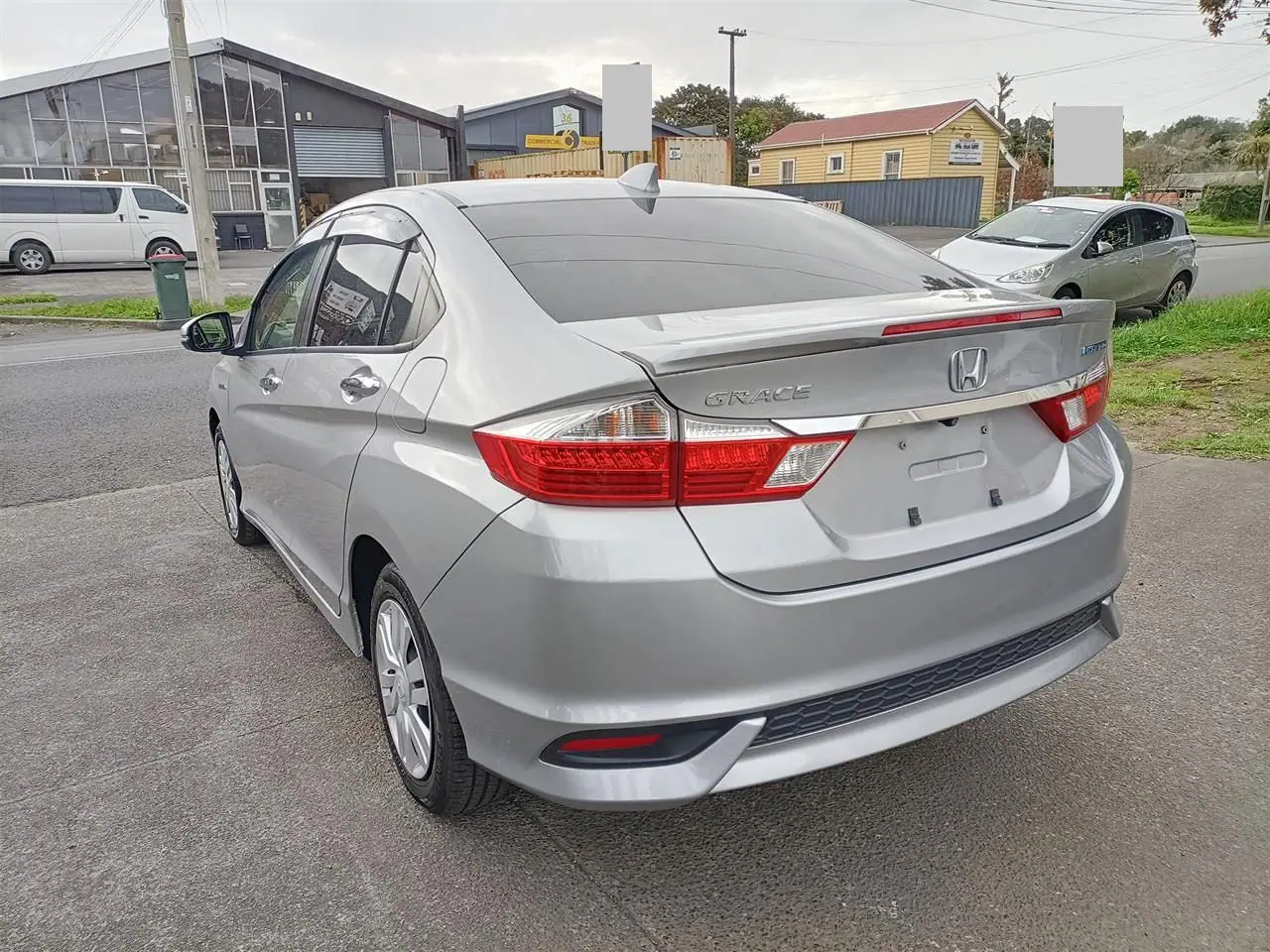 2018 Honda Grace for Sale in Kenya by Best Cars for Sale in Kenya ltd.