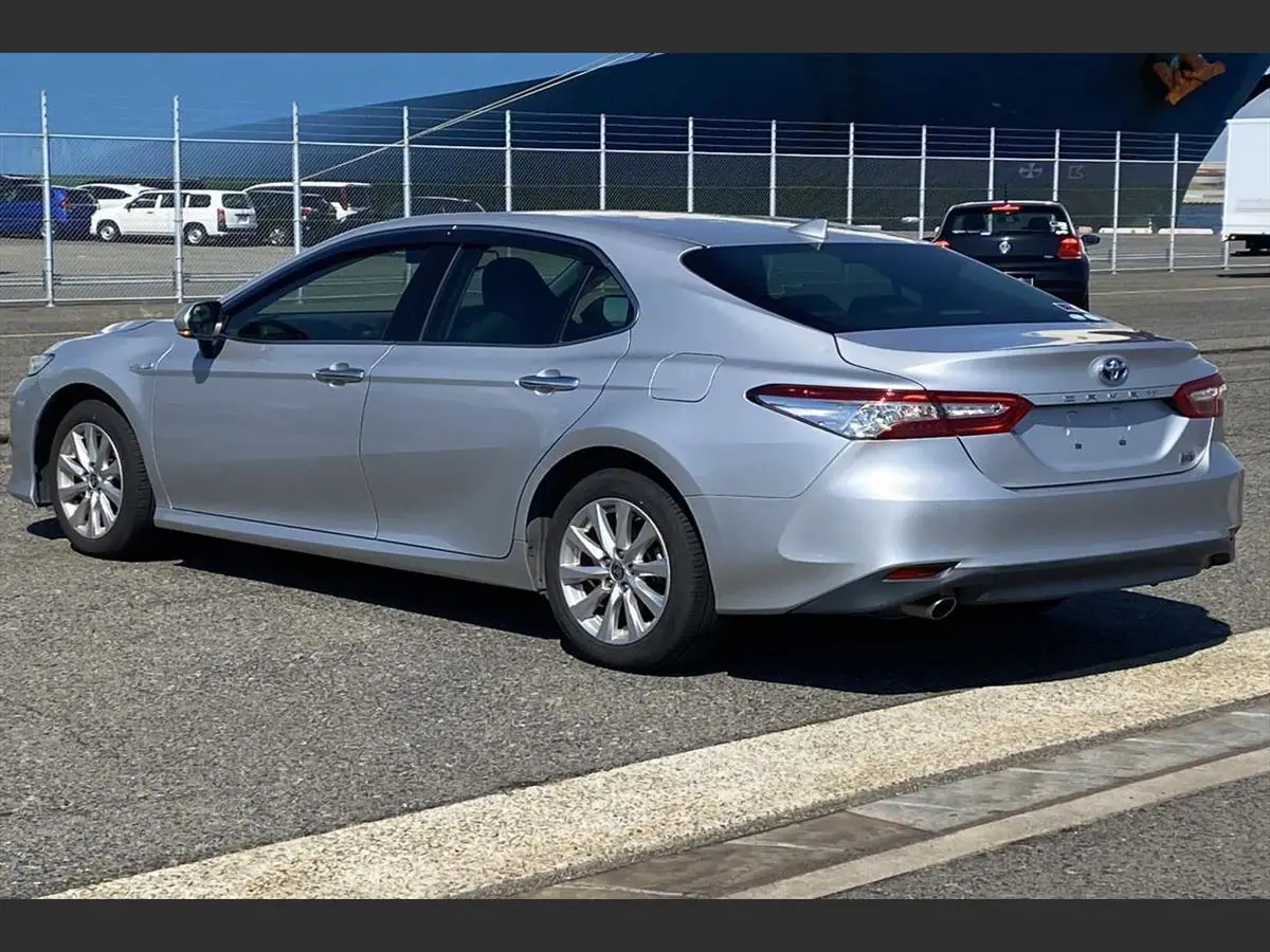 2020 Toyota Camry (GX) Hybrid for Sale in Kenya by Best Cars for Sale in Kenya Ltd