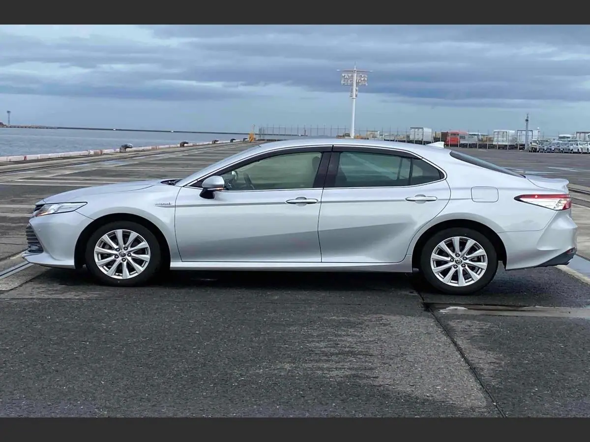 2020 Toyota Camry (GX) Hybrid for Sale in Kenya by Best Cars for Sale in Kenya Ltd