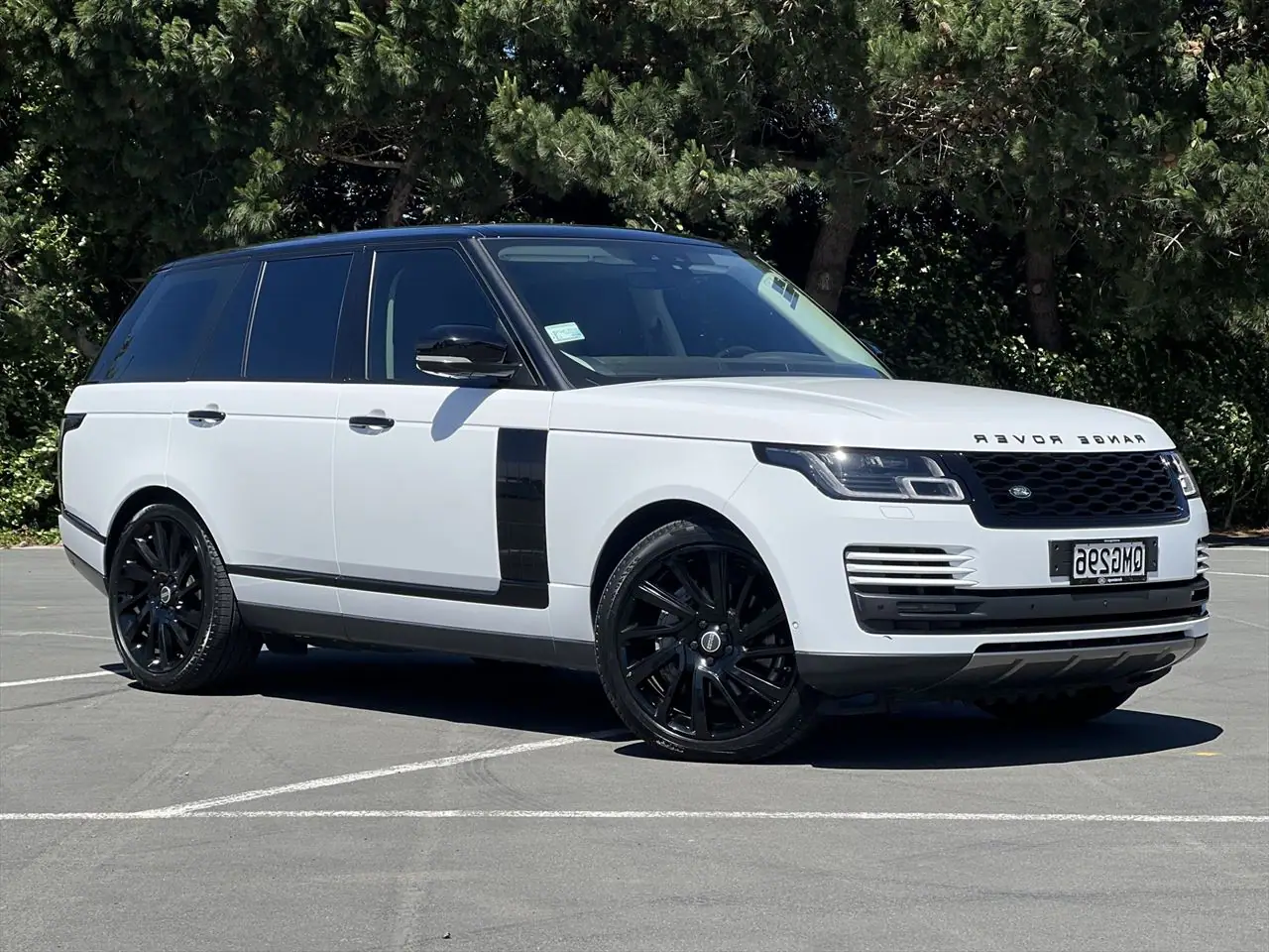 2021 Land Rover Range Rover (Vogue) for Sale in Kenya by Best Cars for Sale in Kenya Ltd