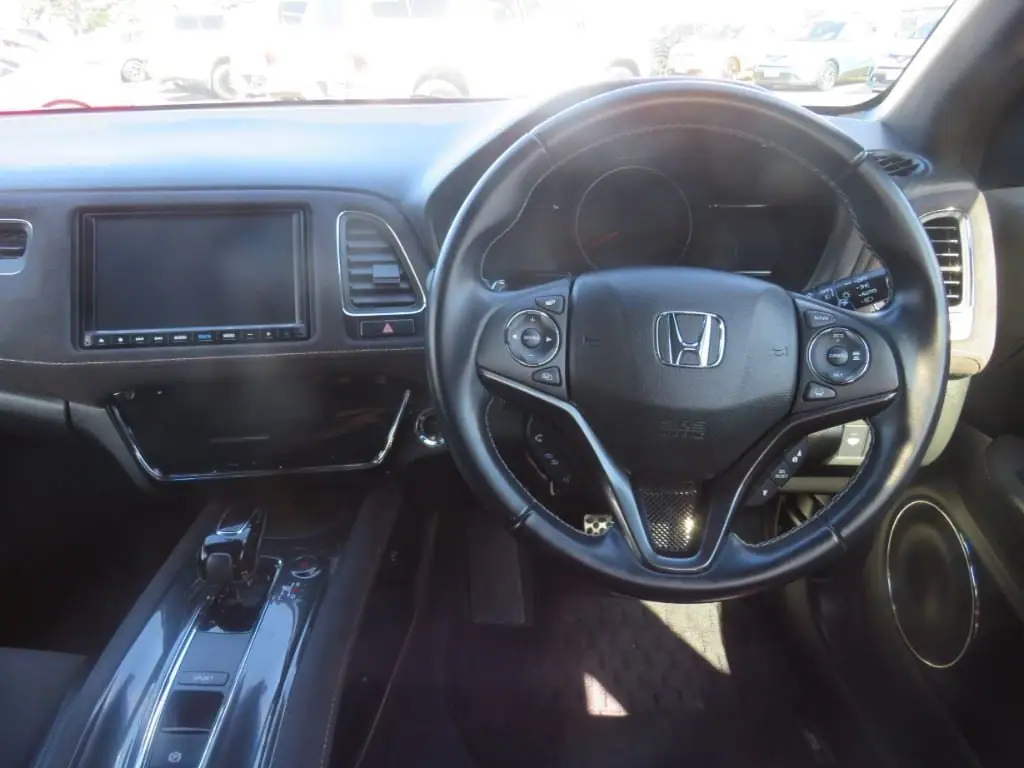 2020 Honda Vezel Hybrid for Sale in Kenya by Best Cars for Sale in Kenya ltd.