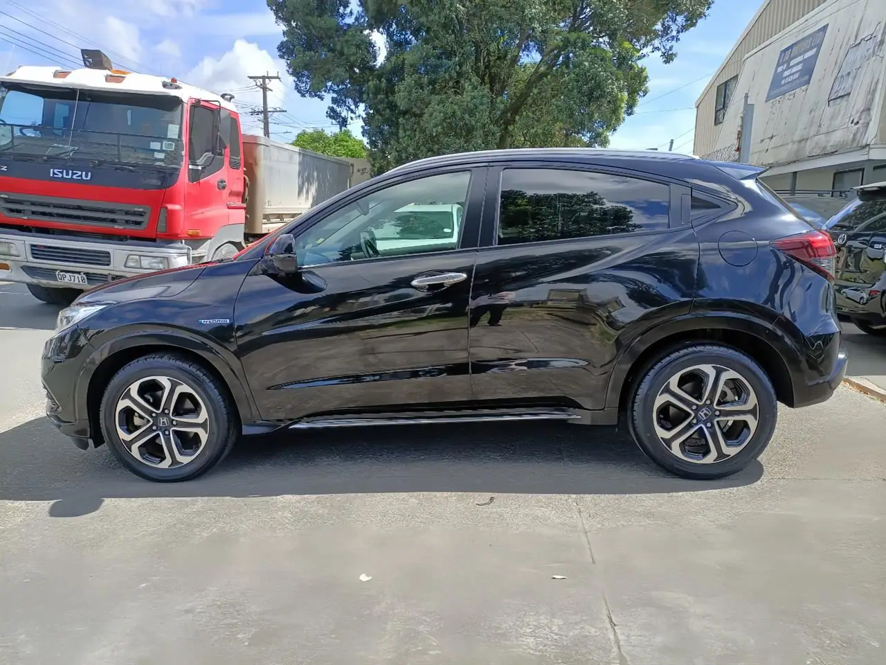 2019 Honda Vezel Hybrid for Sale in Kenya by Best Cars for Sale in Kenya ltd.