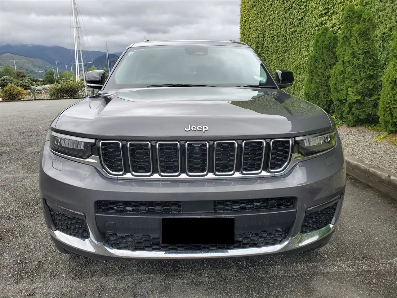 2022 Jeep Grand Cherokee Limited for Sale in Kenya by Best Cars for Sale in Kenya Ltd.