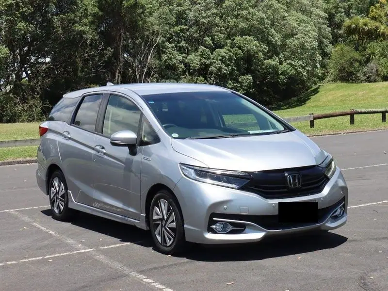 2018 Honda Shuttle (Facelift) for Sale in Kenya by Best Cars for Sale in Kenya Ltd.