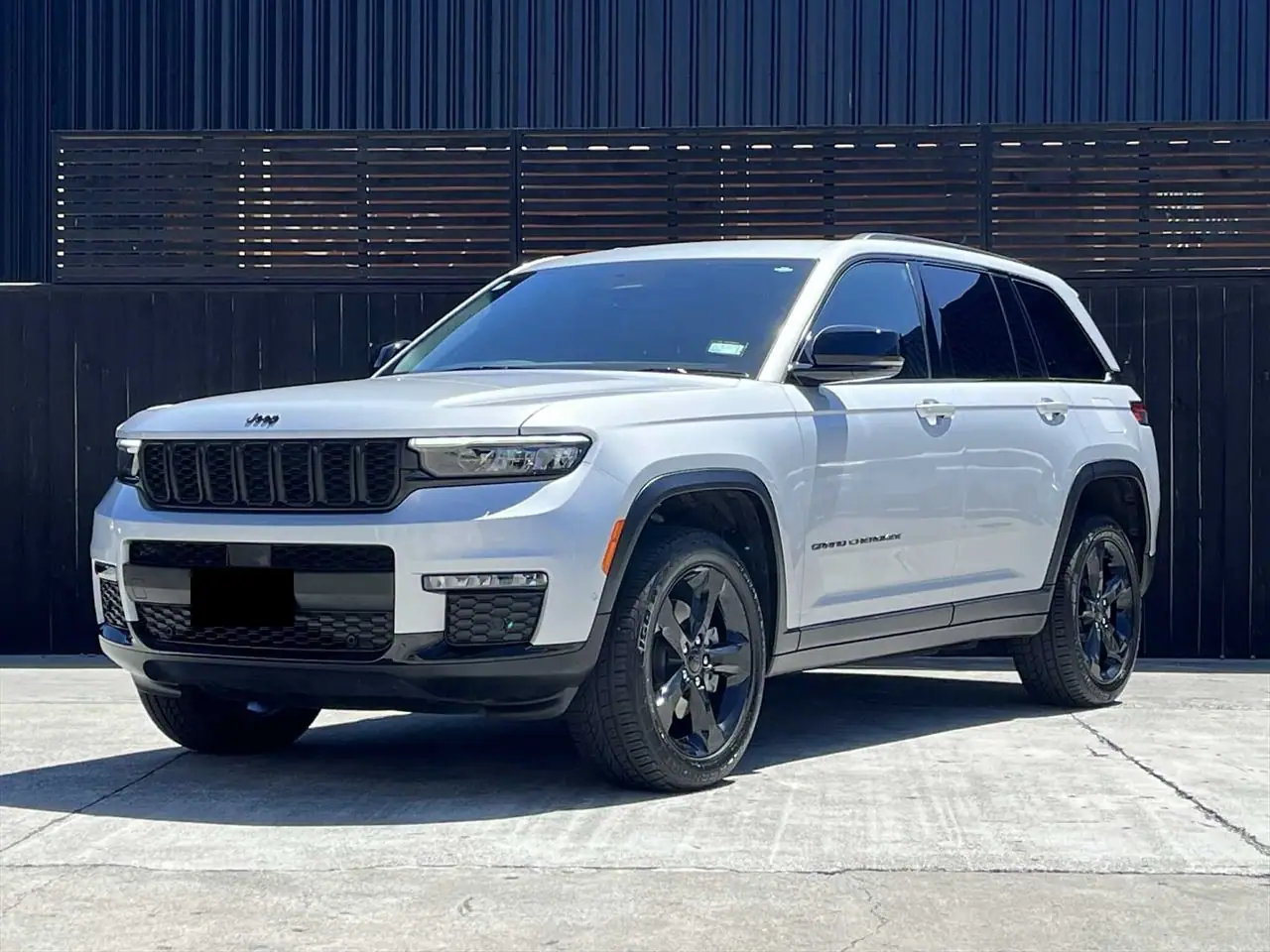 2024 Jeep Grand Cherokee for Sale in Kenya by Best Cars for Sale in Kenya Ltd.