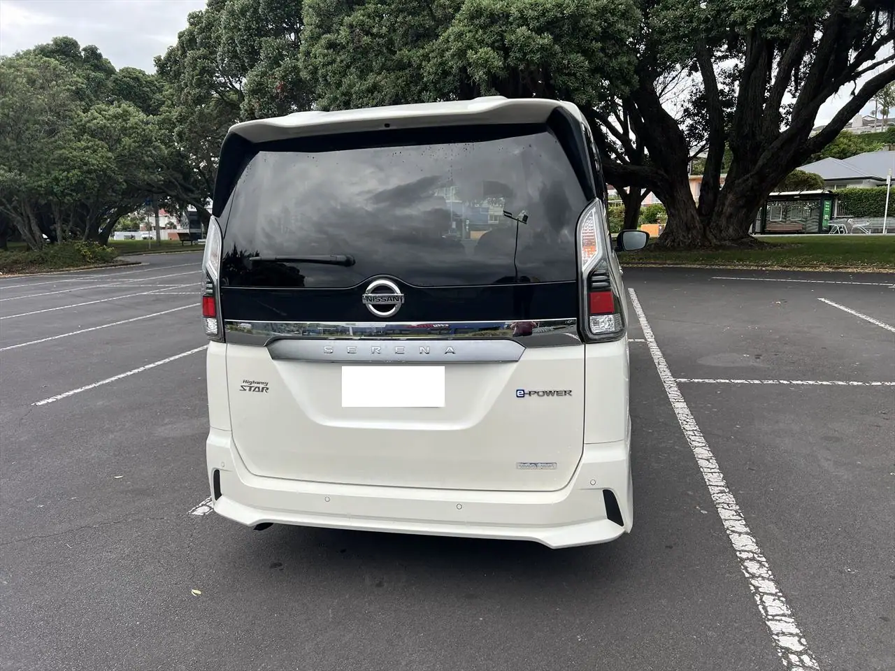 2018 Nissan Serena for Sale in Kenya by Best Cars for Sale in Kenya Ltd.