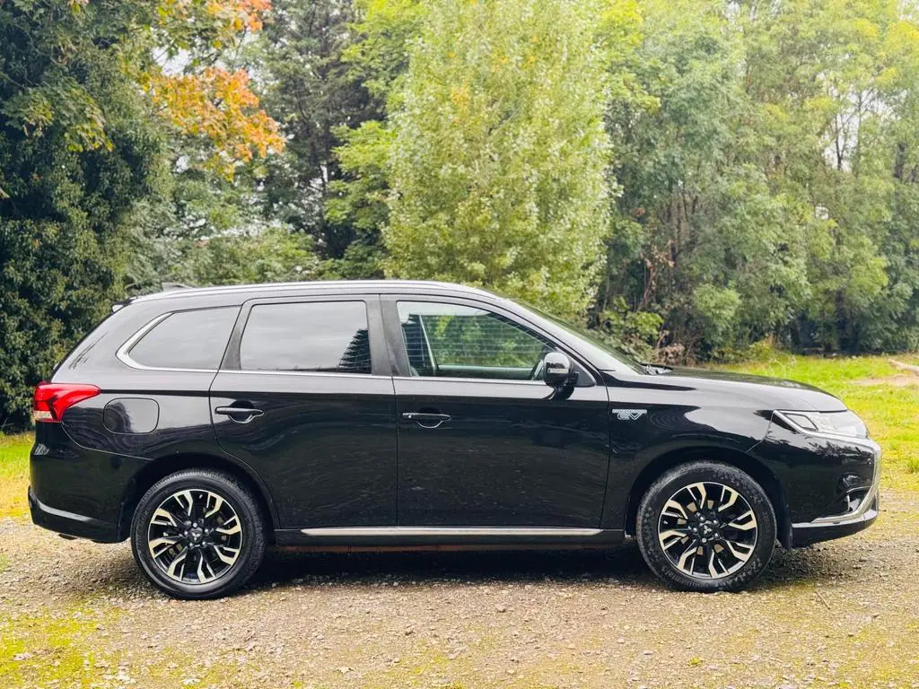 2018 Mitsubishi Outlander for Sale in Kenya by Best Cars for Sale in Kenya Ltd.