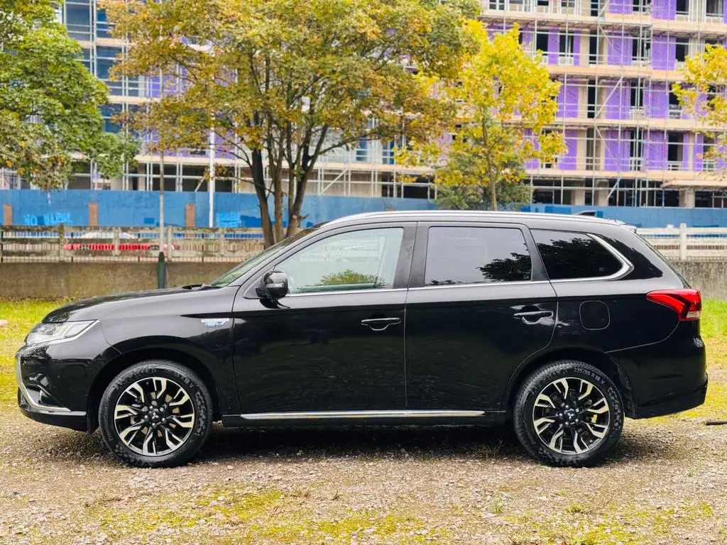 2018 Mitsubishi Outlander for Sale in Kenya by Best Cars for Sale in Kenya Ltd.