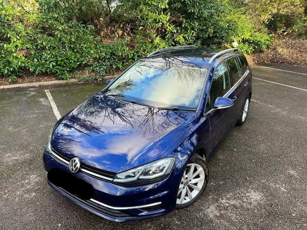 2018 Volkswagen Golf R-LINE) for Sale in Kenya by Best Cars for Sale in Kenya Ltd.