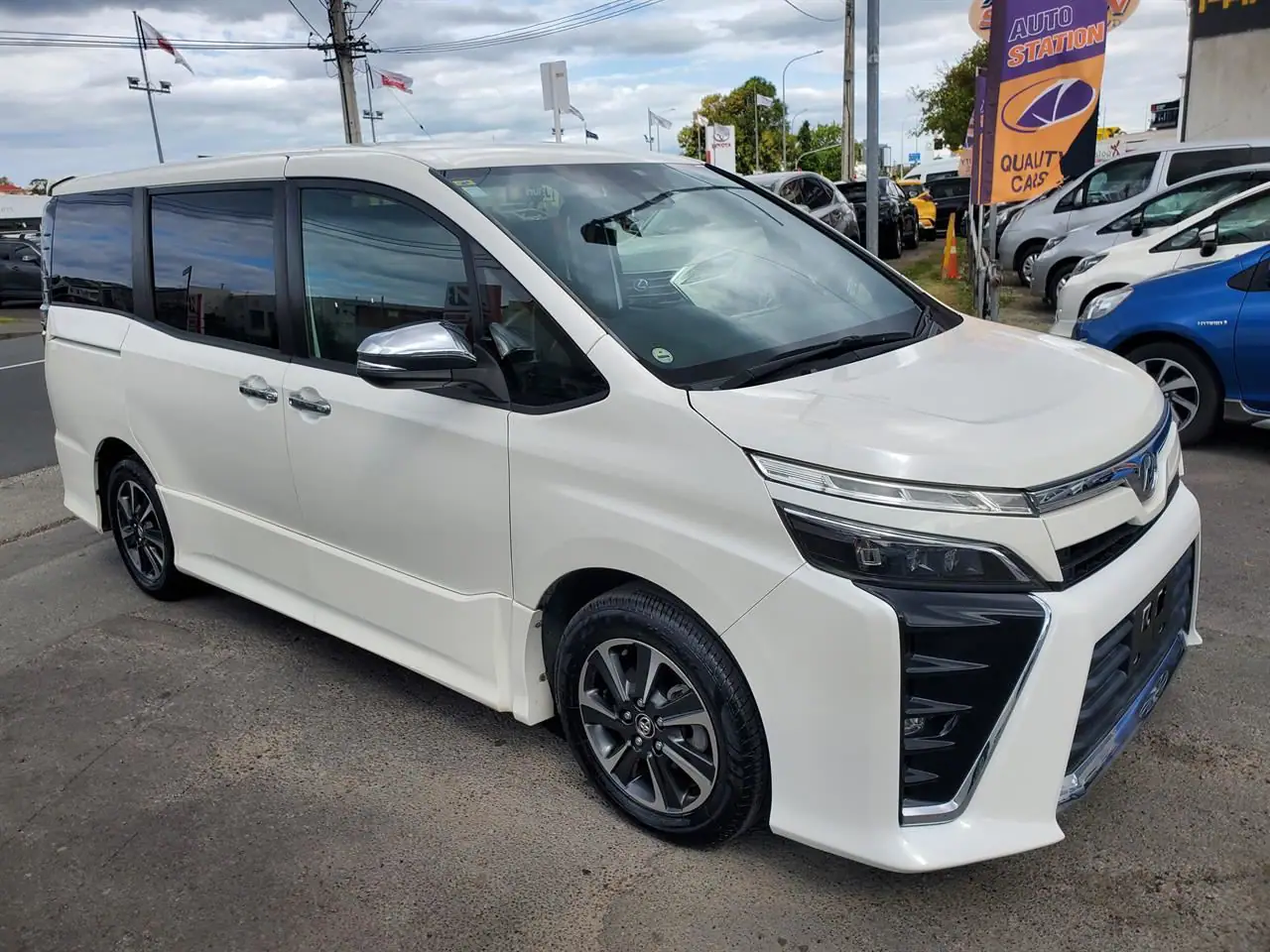 2018 Toyota Voxy for Sale in Kenya by Best Cars for Sale in Kenya Ltd.