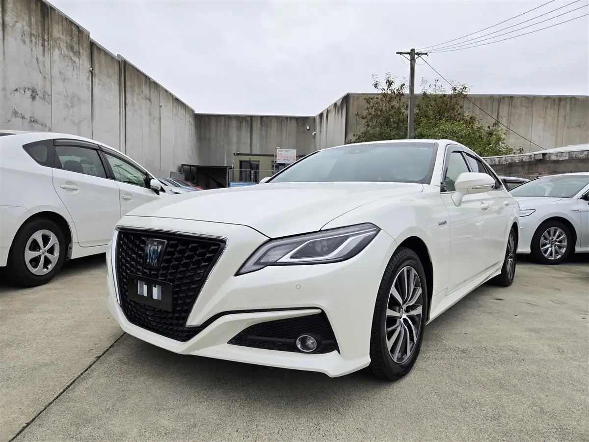 2019 Toyota Crown for Sale in Kenya by Best Cars for Sale in Kenya Ltd.