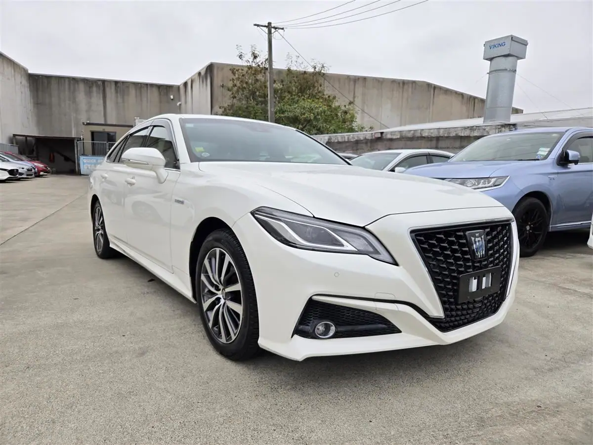 2019 Toyota Crown for Sale in Kenya by Best Cars for Sale in Kenya Ltd.