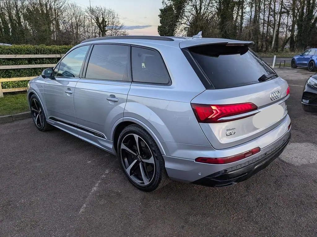 2021 Audi Q7 TDI 45 Quattro for Sale in Kenya by Best Cars for Sale in Kenya Ltd.