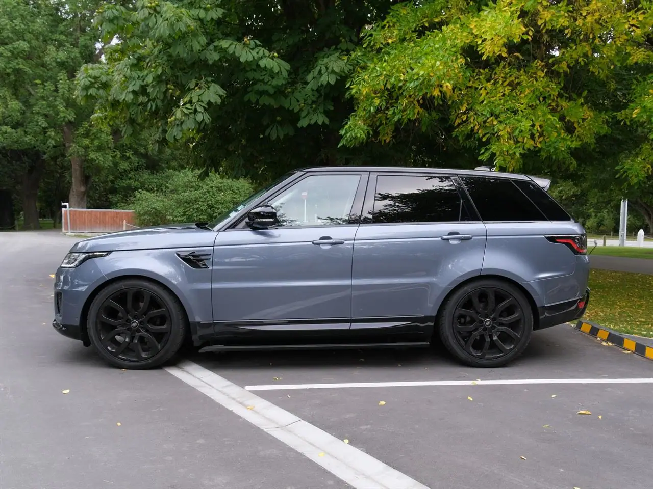 2020 Land Rover Range Rover Sport 'HSE' for Sale in Kenya by Best Cars for Sale in Kenya Ltd.