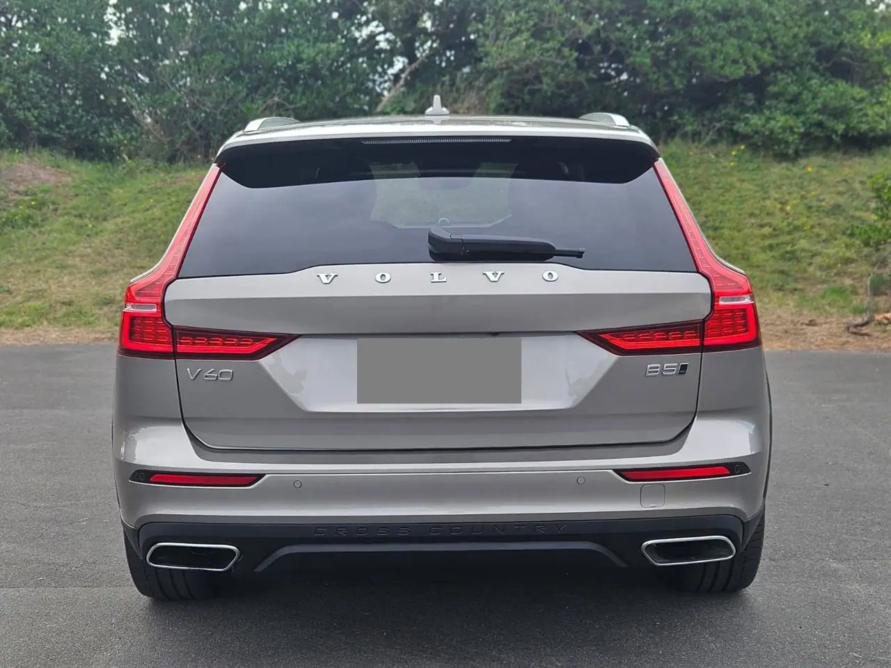 2022 Volvo V60 B5 for Sale in Kenya by Best Cars for Sale in Kenya Ltd.