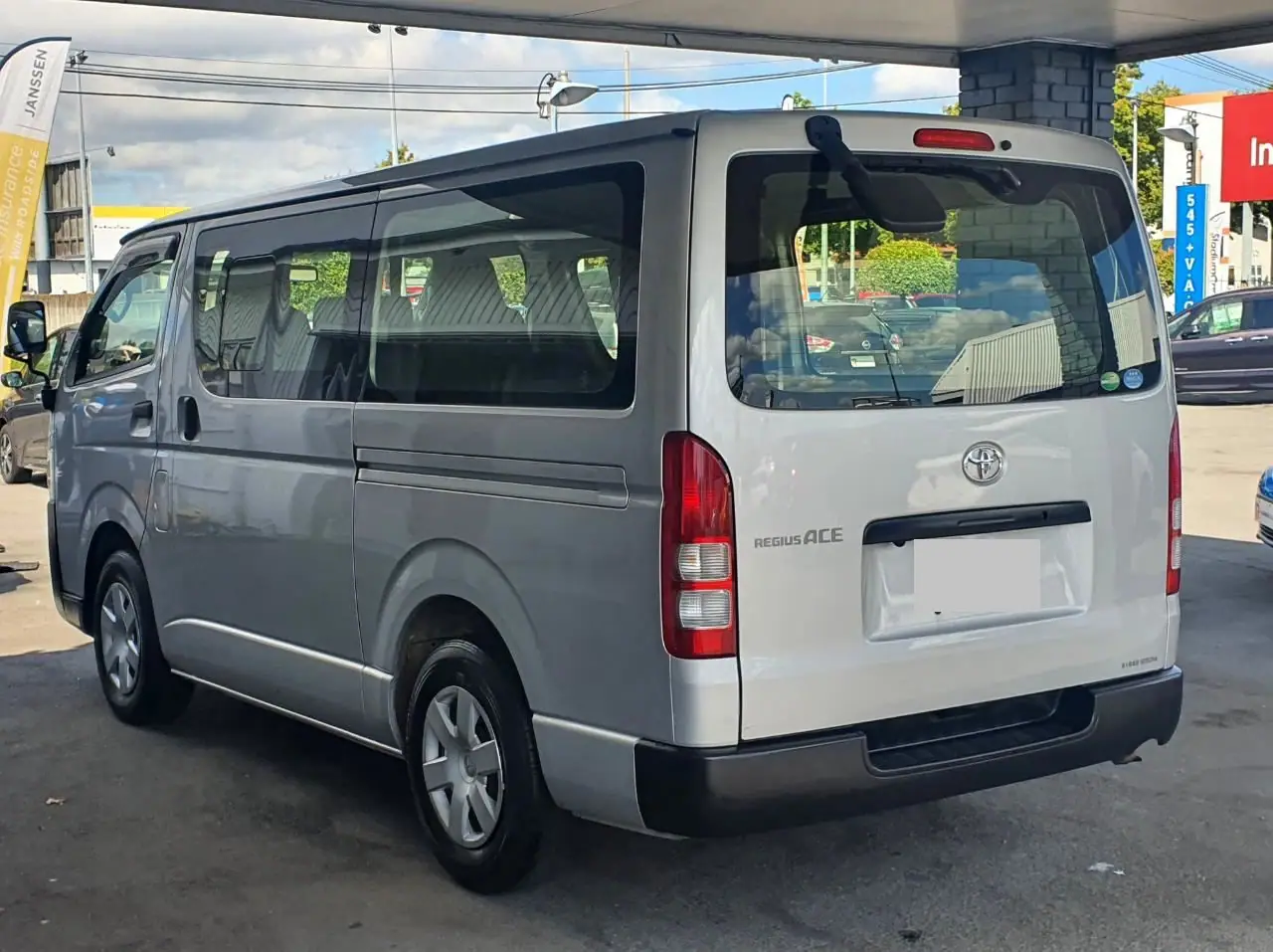 2018 Toyota Hiace for Sale in Kenya by Best Cars for Sale in Kenya Ltd.