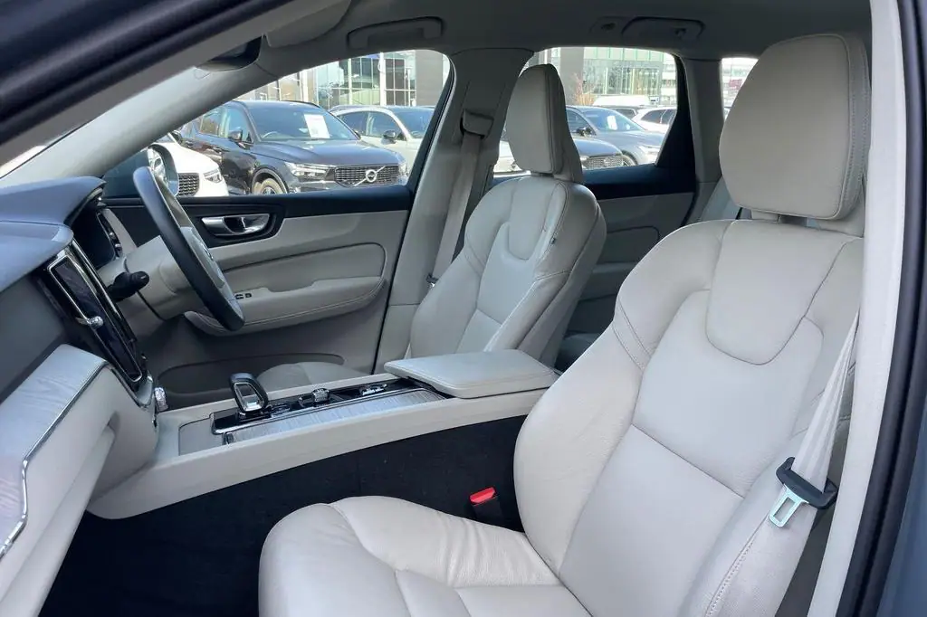 2022 Volvo XC60 B5 for Sale in Kenya by Best Cars for Sale in Kenya Ltd.