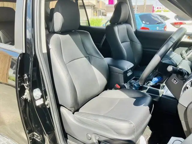 2018 Toyota Land Cruiser Prado TX L for Sale in Kenya by Best Cars for Sale in Kenya Ltd.