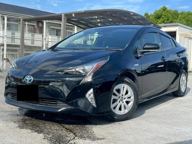 2018 Toyota Prius S for Sale in Kenya by Best Cars for Sale in Kenya Ltd.