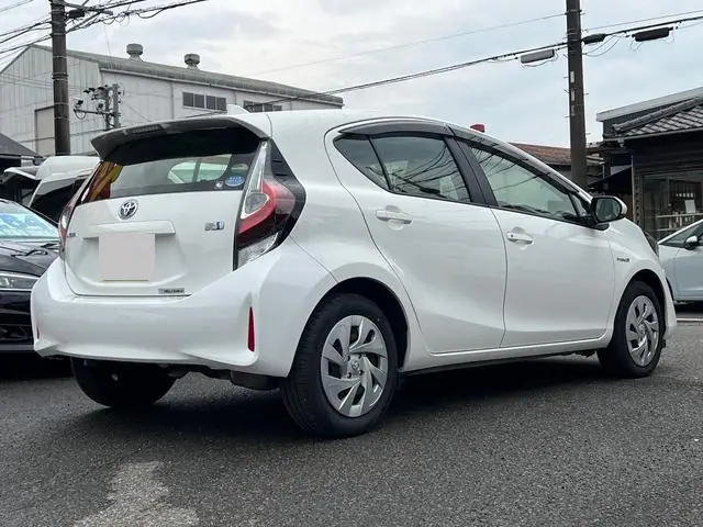 2019 Toyota Aqua L for Sale in Kenya by Best Cars for Sale in Kenya Ltd.