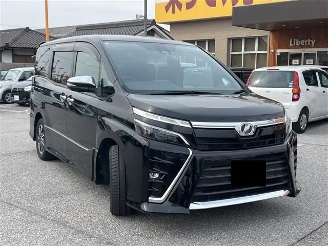 2018 Toyota Voxy ZS for Sale in Kenya by Best Cars for Sale in Kenya Ltd.