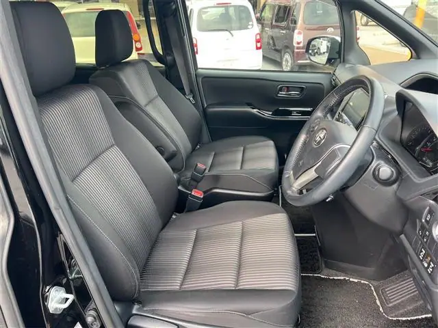 2018 Toyota Voxy ZS for Sale in Kenya by Best Cars for Sale in Kenya Ltd.
