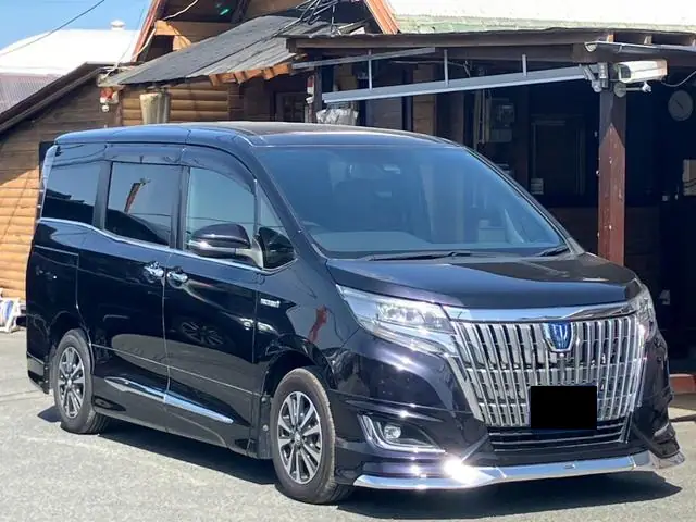 2018 Toyota Esquire Hybrid GI Premium for Sale in Kenya by Best Cars for Sale in Kenya.