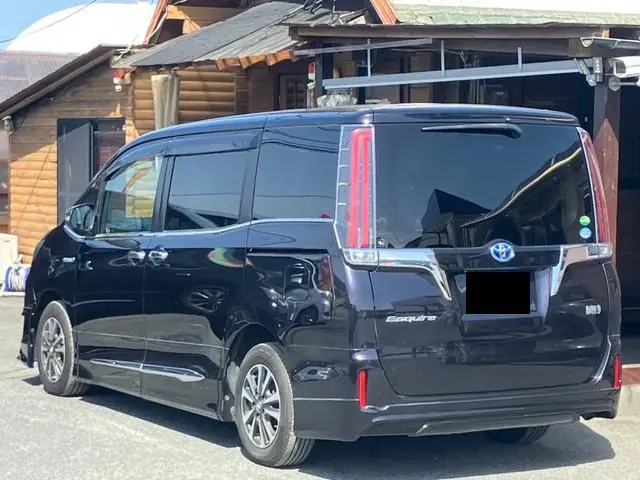 2018 Toyota Esquire Hybrid GI Premium for Sale in Kenya by Best Cars for Sale in Kenya.