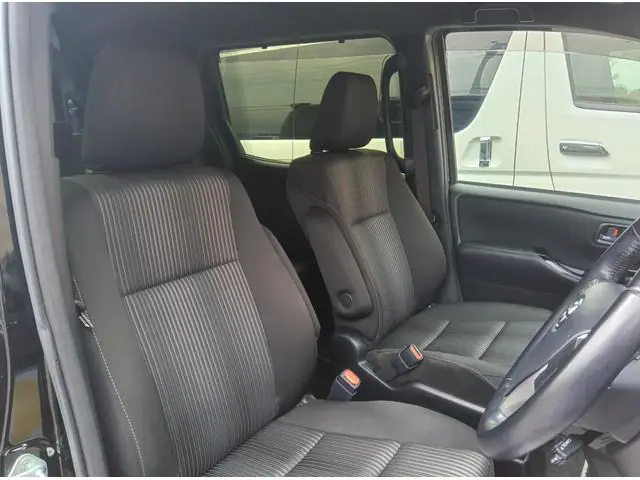2020 Toyota Voxy ZS for Sale in Kenya by Best Cars for Sale in Kenya Ltd.