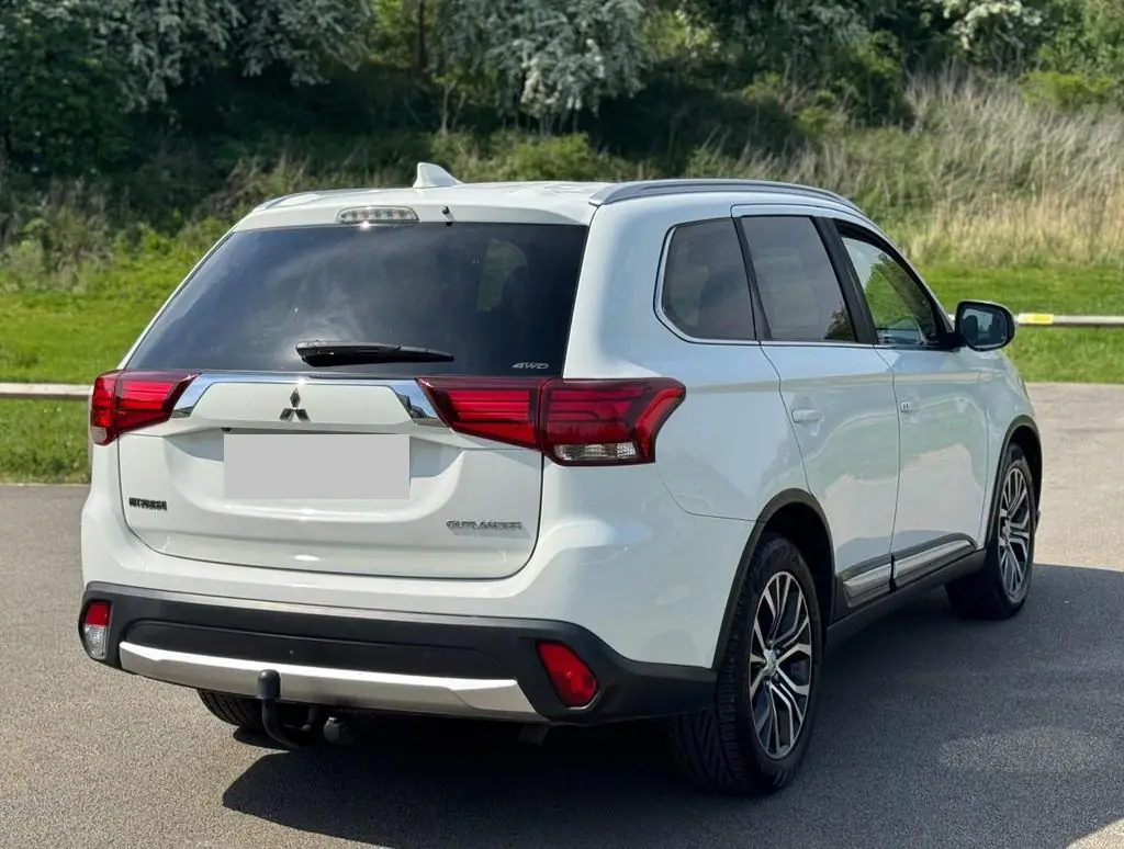 2018 Mitsubishi Outlander PHEV for Sale in Kenya by Best Cars for Sale in Kenya Ltd.