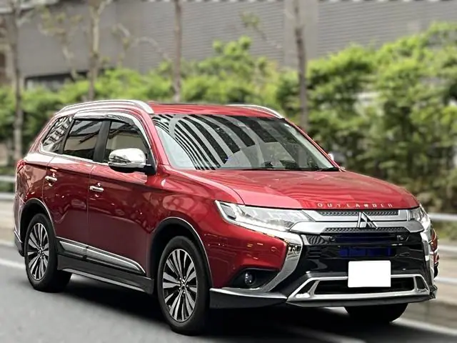 2018 Mitsubishi Outlander 24G for Sale in Kenya by Best Cars for Sale in Kenya Ltd.